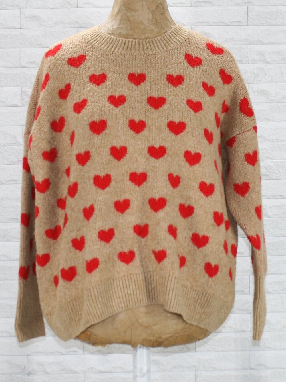 VINCE CAMUTO Sweater Crewneck Knit Hearts Valentine's Day Love Red Tan Large